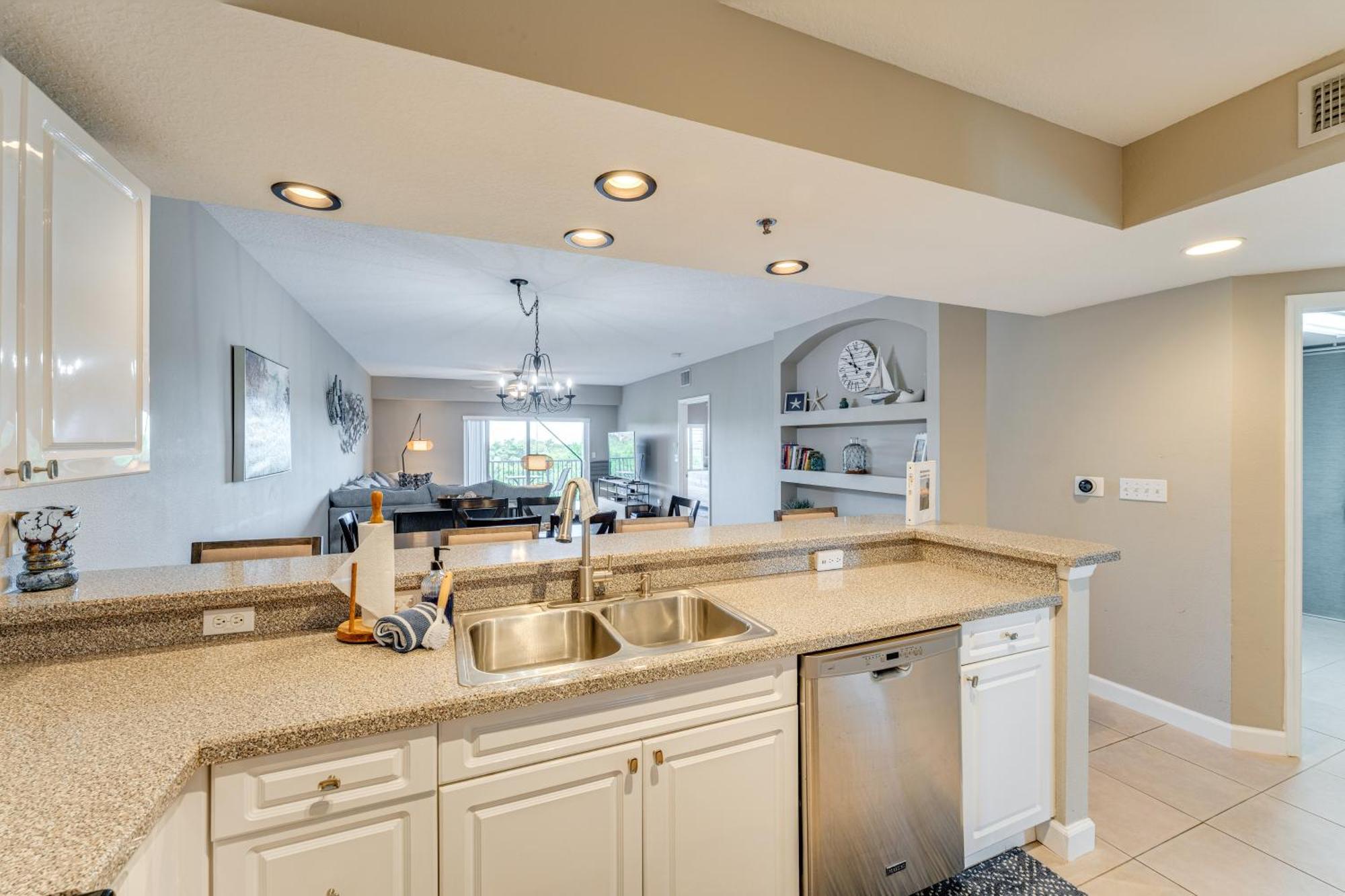 New Smyrna Beach Condo With Balcony And Pool Access Bagian luar foto