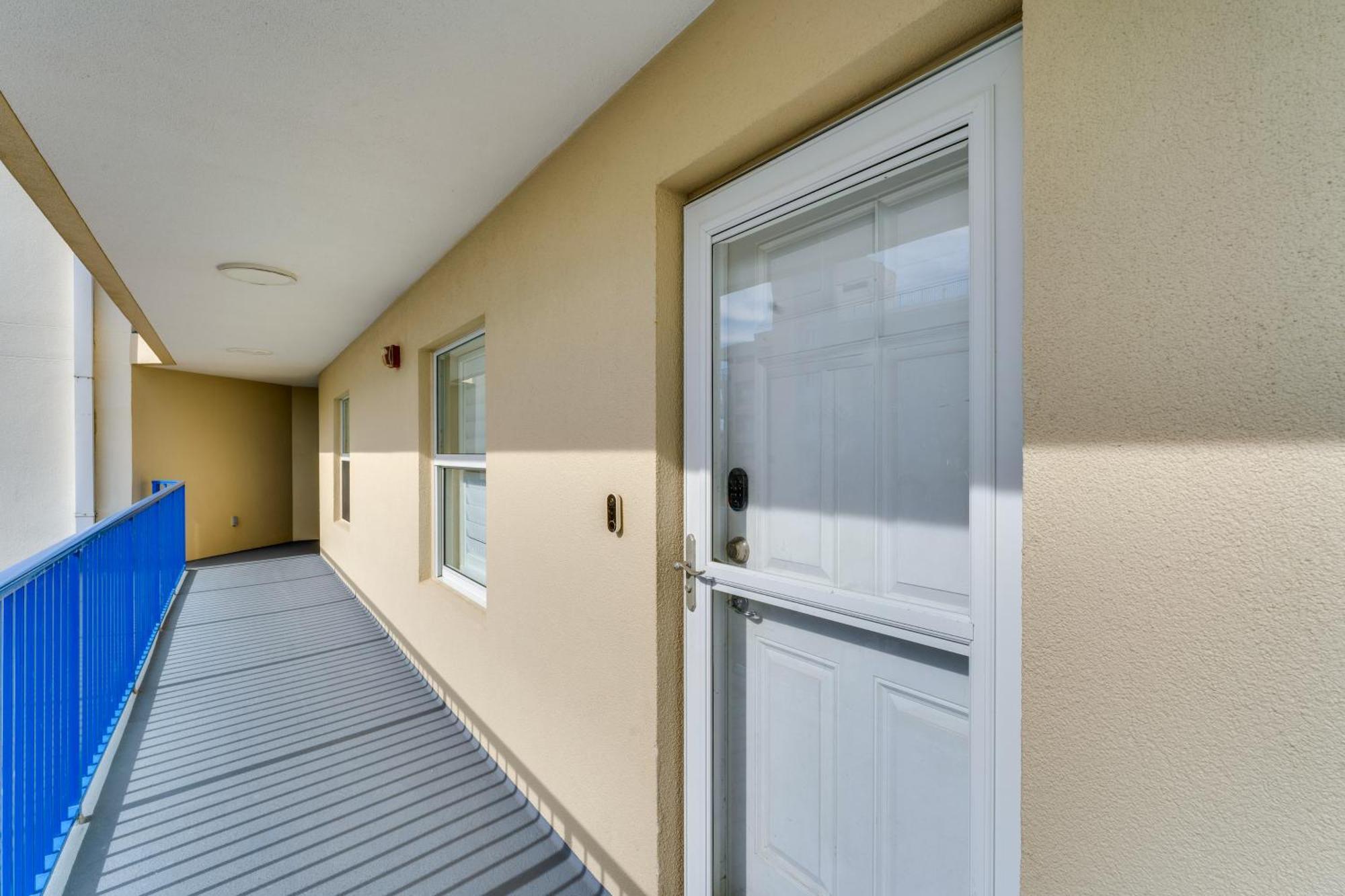 New Smyrna Beach Condo With Balcony And Pool Access Bagian luar foto